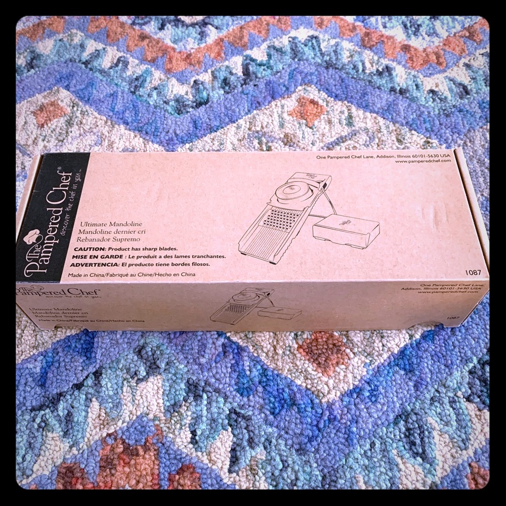 The Pampered Chef Ultimate Mandoline Like New